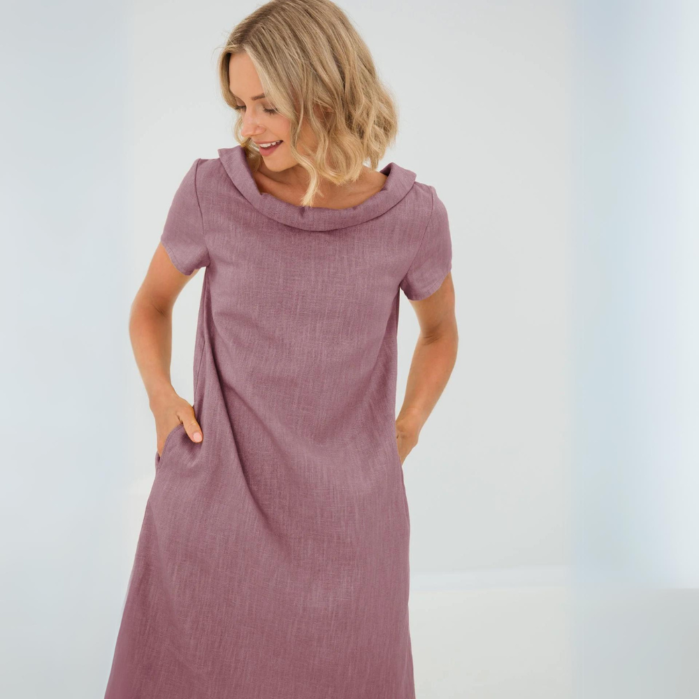 "Luftiges, atmungsaktives Leinenkleid in A-Linie, ideal für sommerliche Tage, zeitlose Eleganz für jede Gelegenheit."