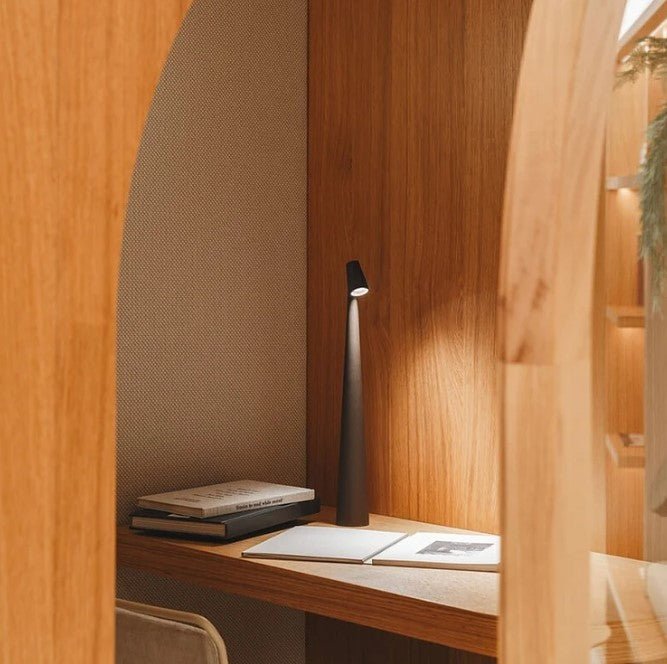 Tragbare LED Tischleuchte für jeden Raum