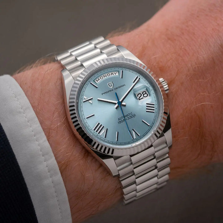 Luxuriöse automatische Herrenuhr aus Edelstahl mit stilvollem Design, präzisem Uhrwerk und wasserdichtem Gehäuse.