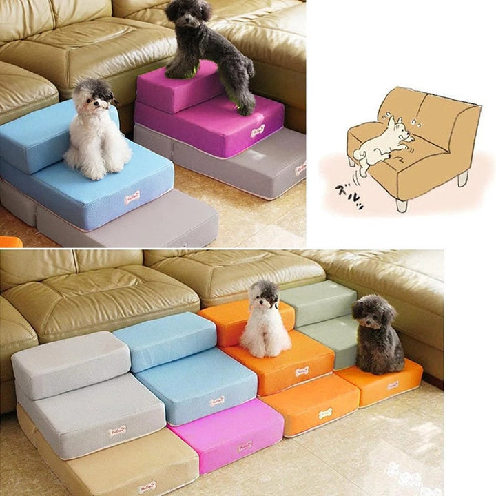 "Luxuriöse Hundetreppe in Beige mit rutschfester Oberfläche für sicheren Zugang zu Sofa & Bett, ideal für kleine Haustiere."