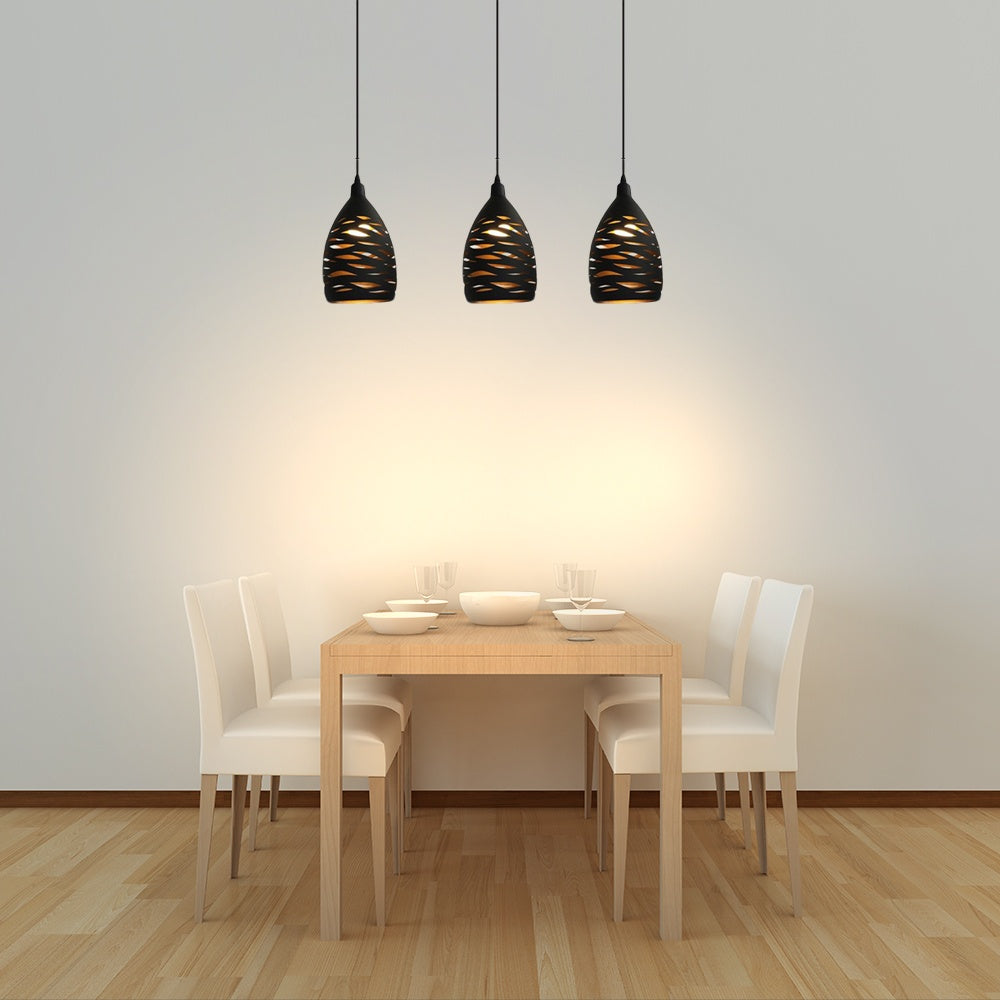"Metallpendelleuchte im Vintage-Design, schwarz, mit gemustertem Schirm, LED-kompatibel, verstellbare Hängelänge"