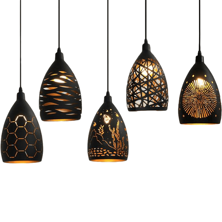 "Metallpendelleuchte im Vintage-Design, schwarz, mit gemustertem Schirm, LED-kompatibel, verstellbare Hängelänge"