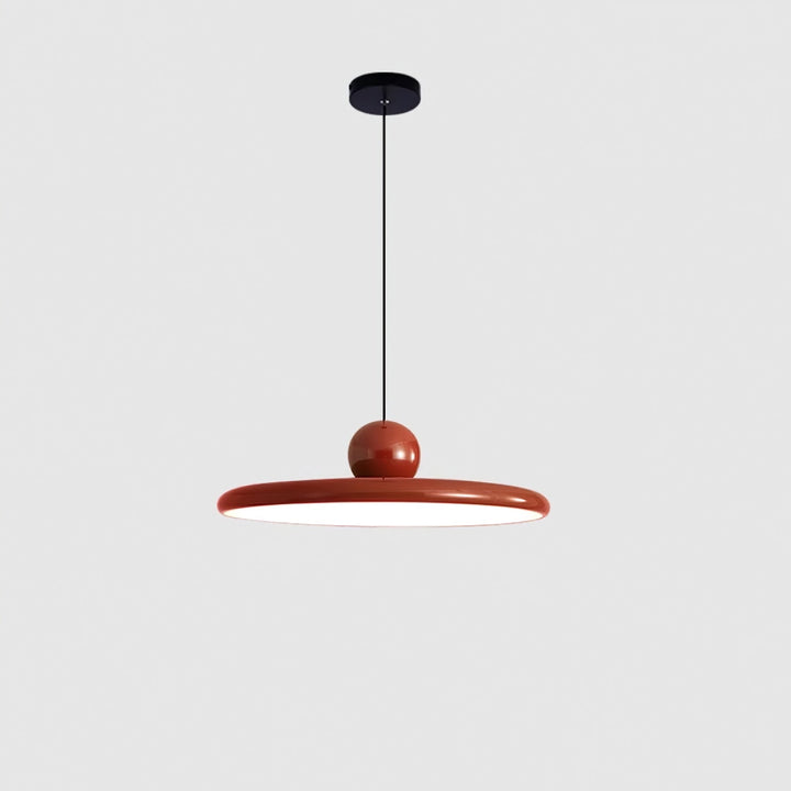"Moderne Hängelampe mit glänzender Oberfläche, minimalistisches Design, in Rot-Beige, Rot-Grün, Rot-Rot Farbtönen."