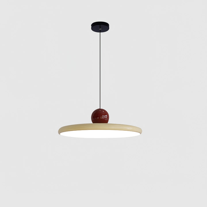 "Moderne Hängelampe mit glänzender Oberfläche, minimalistisches Design, in Rot-Beige, Rot-Grün, Rot-Rot Farbtönen."