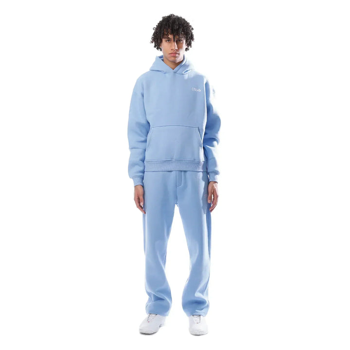Moderner blauer Trainingsanzug, lässig und bequem, ideal für Alltag und vielseitige Looks, geeignet für jede Jahreszeit.