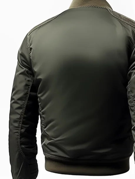 "Modische Herren Bomberjacke in Grün, sportliches Design, elastische Bündchen, Reißverschlusstaschen, wetterfest."