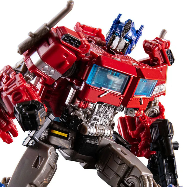 "Optimus Prime transformierbare Roboterfigur, detailliert und 18 cm groß, ideal für Sammler, auf weißem Hintergrund."