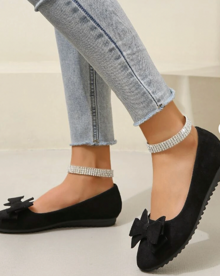 Orthopädische Komfortschuhe Burgunderrot, elegante Damen-Fußbekleidung, ideal für Fußschmerzprävention und stilvolles Design.