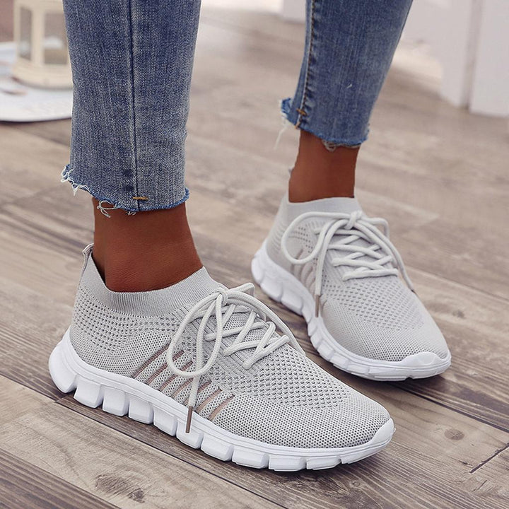 Orthopädische Sneaker für Damen, atmungsaktiv, mit gepolsterter Sohle, bieten Komfort und Stil, perfekt für Aktivität.