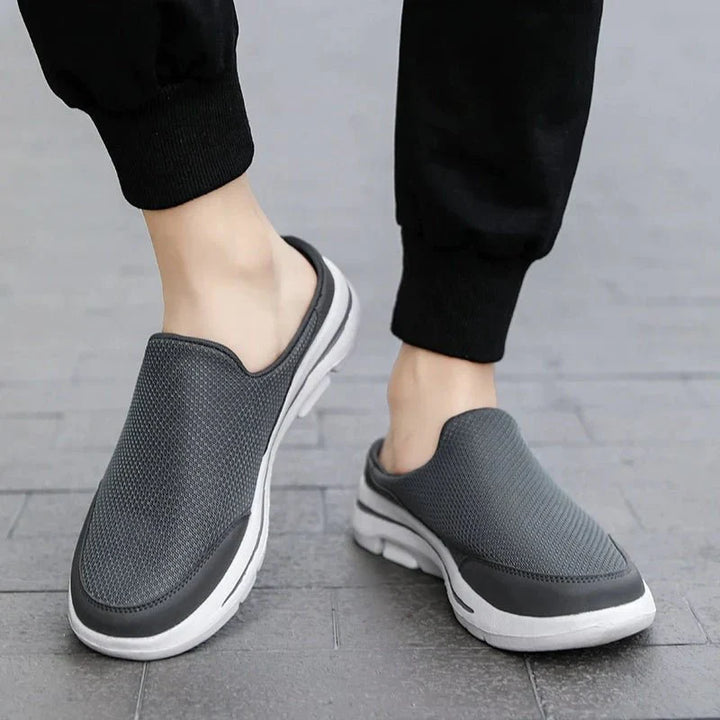 "Orthopädische Sport-Sandalen für Herren, verstellbare Riemen, stoßdämpfende Sohle, schwarz, ideal für Outdoor-Aktivitäten."