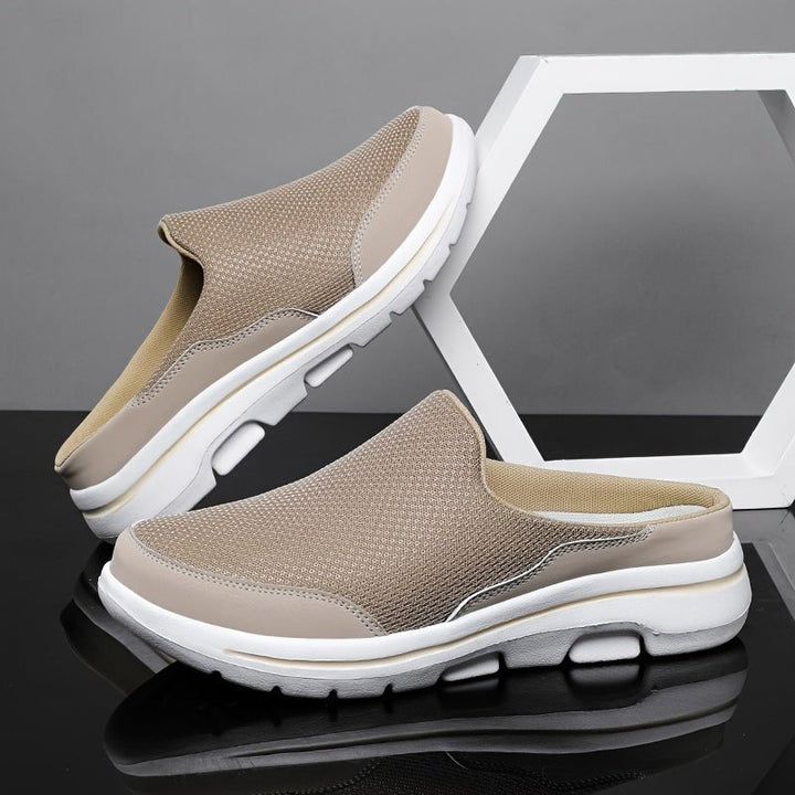 "Orthopädische Sport-Sandalen für Herren, verstellbare Riemen, stoßdämpfende Sohle, schwarz, ideal für Outdoor-Aktivitäten."