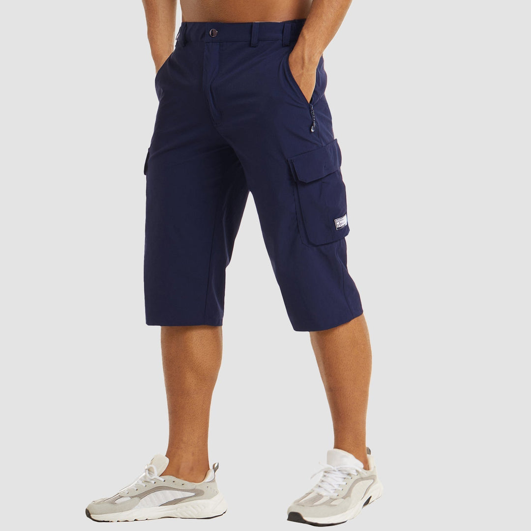 Robuste Herren Cargo Shorts, funktional mit vielen Taschen, ideal für Outdoor-Abenteuer, aus strapazierfähigem Material.