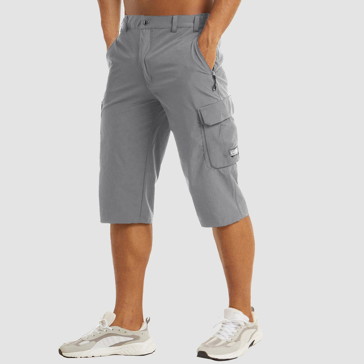 Robuste Herren Cargo Shorts, funktional mit vielen Taschen, ideal für Outdoor-Abenteuer, aus strapazierfähigem Material.