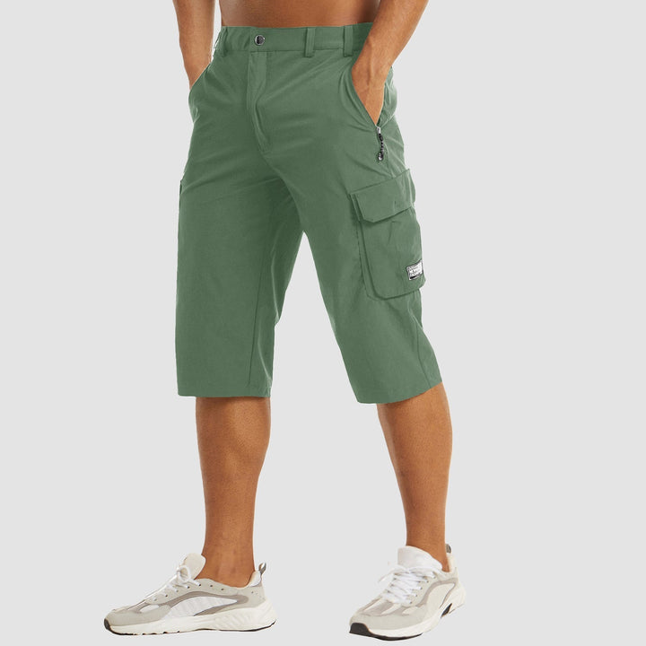 Robuste Herren Cargo Shorts, funktional mit vielen Taschen, ideal für Outdoor-Abenteuer, aus strapazierfähigem Material.