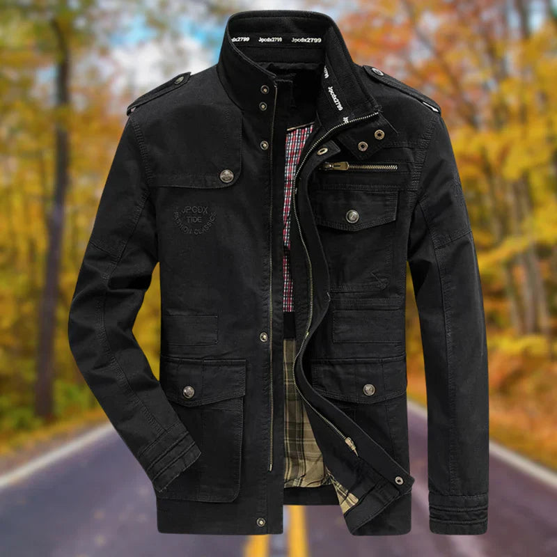 "Robuste Herrenjacke für Alltag, Abenteuer, robustes Material, eleganter Look, praktische Taschen, wetterbeständig"