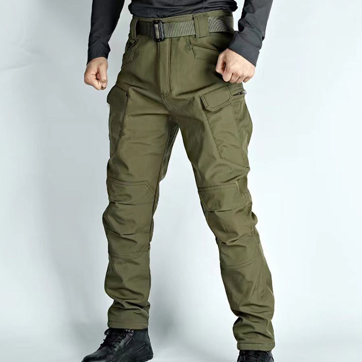Robuste, wasserdichte Herren Wanderhose in Dunkelgrau mit mehreren Taschen, ideal für Outdoor-Abenteuer und Alltag.