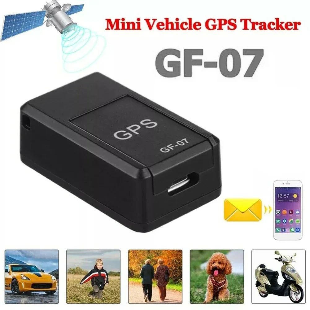 "Schwarzer Mini-GPS-Tracker mit Magnet zur Fahrzeugverfolgung, kompakt, weltweite Abdeckung, einfache Befestigung."