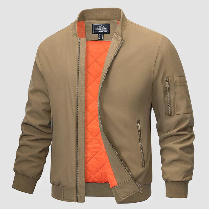 Stilvolle Herren-Bomberjacke in Schwarz, leicht und winddicht, mit klassischem Schnitt und modernen Details, vielseitig einse