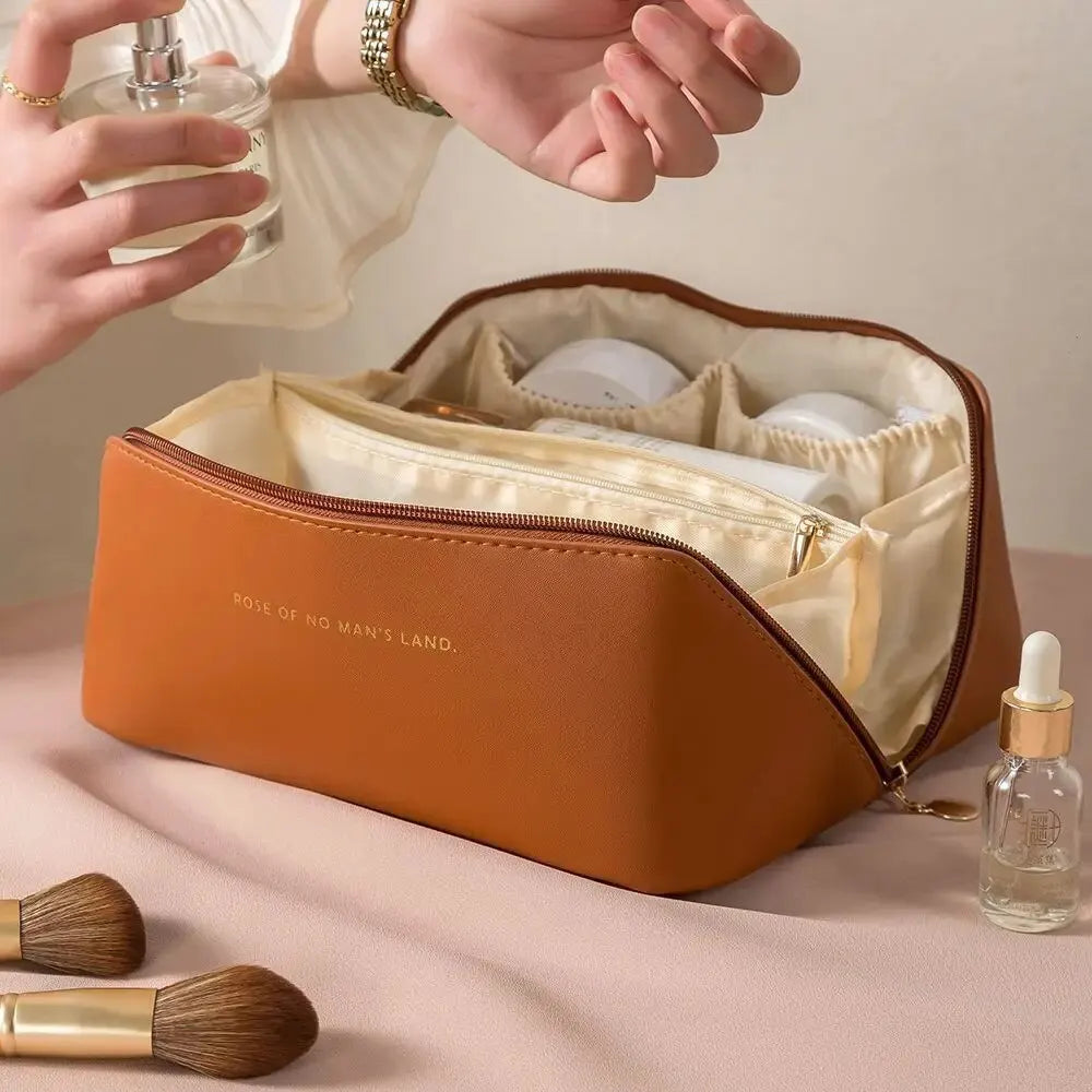 Stilvolle, reisefreundliche Kosmetiktasche mit Reißverschluss, elastischen Fächern und elegantem Design für Make-up-Organisat