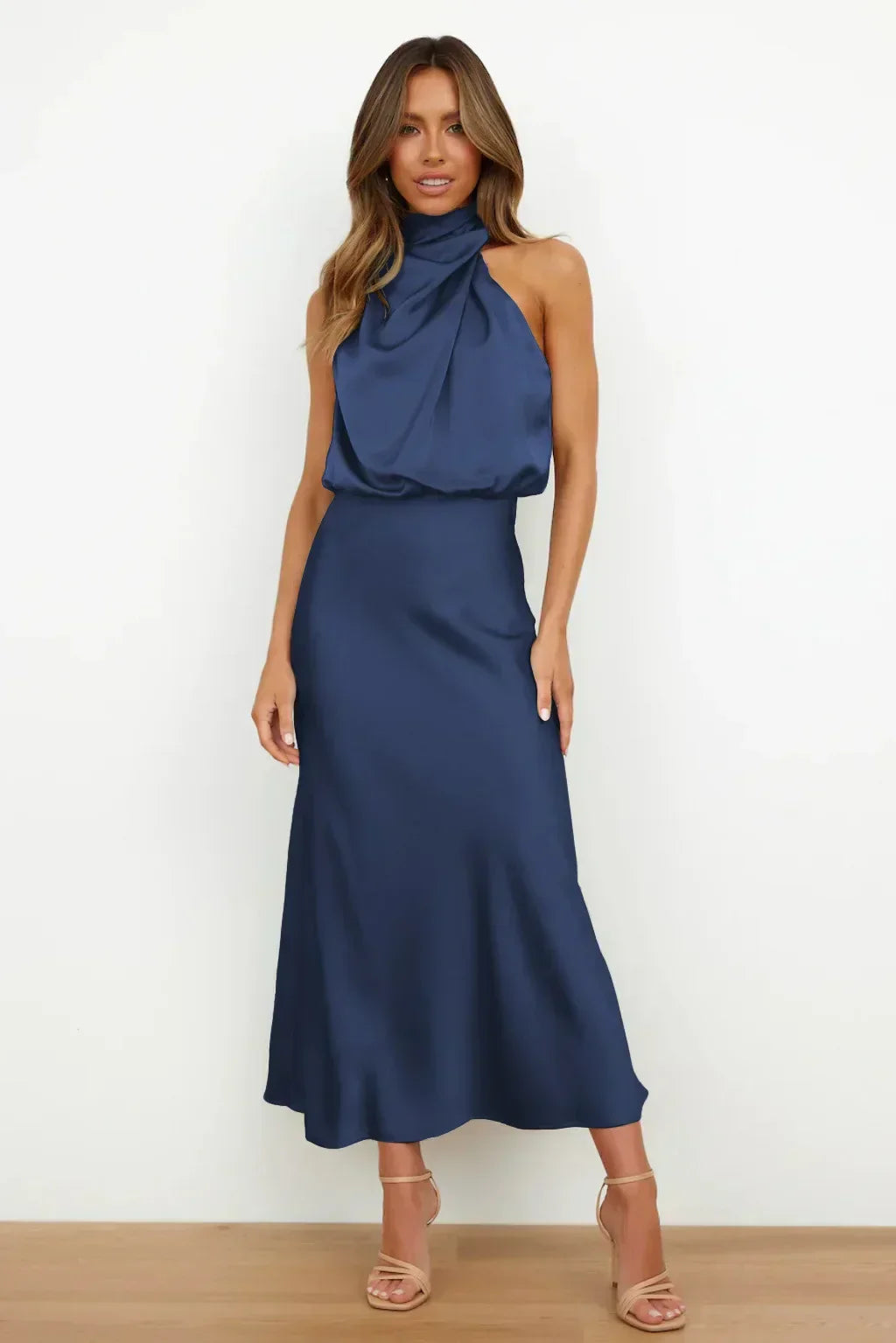 "Stilvolles Mariana Damenkleid in zeitlosem Design, schmeichelnde Passform, ideal für verschiedene Anlässe und ganztägigen Ko