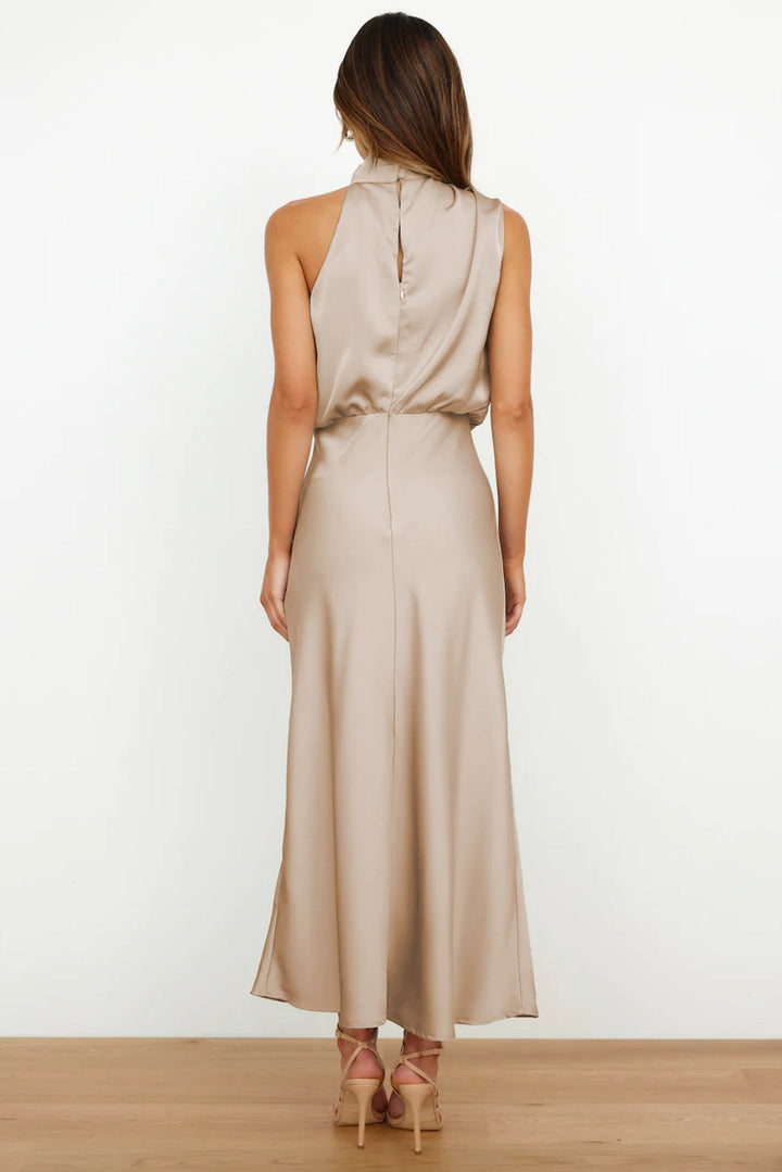"Stilvolles Mariana Damenkleid in zeitlosem Design, schmeichelnde Passform, ideal für verschiedene Anlässe und ganztägigen Ko