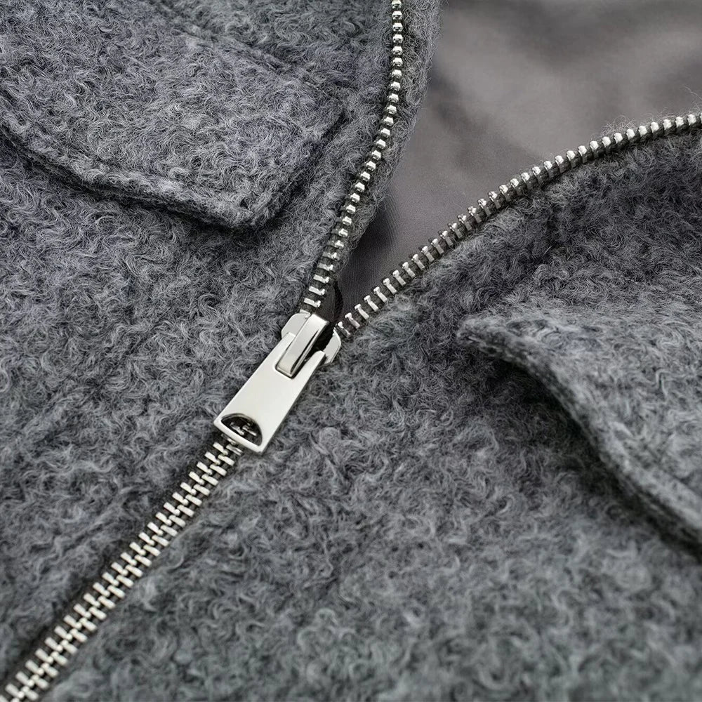 "Trendy Herbst Damen Jacke mit schlankem Schnitt, Beige, Rot, Blau, Grau oder Schwarz, für stilvolle Übergangsoutfits."