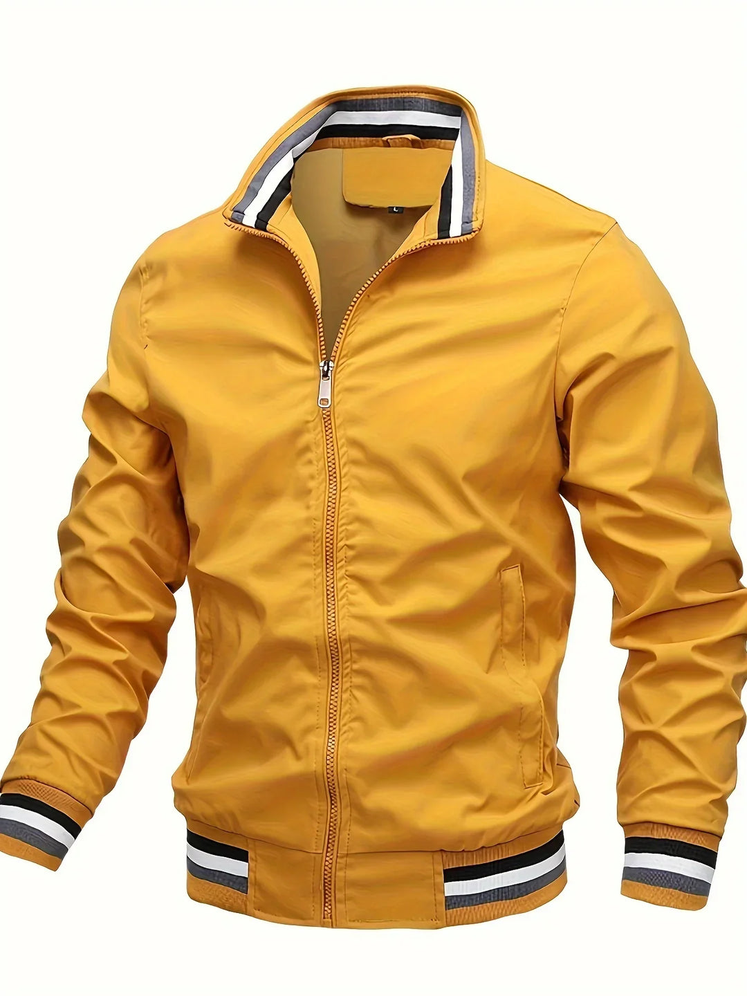 "Übergangsjacke Herren aus Leder, sportlich-elegant, in Armeegrün, mit schützendem Kragen und praktischen Taschen."
