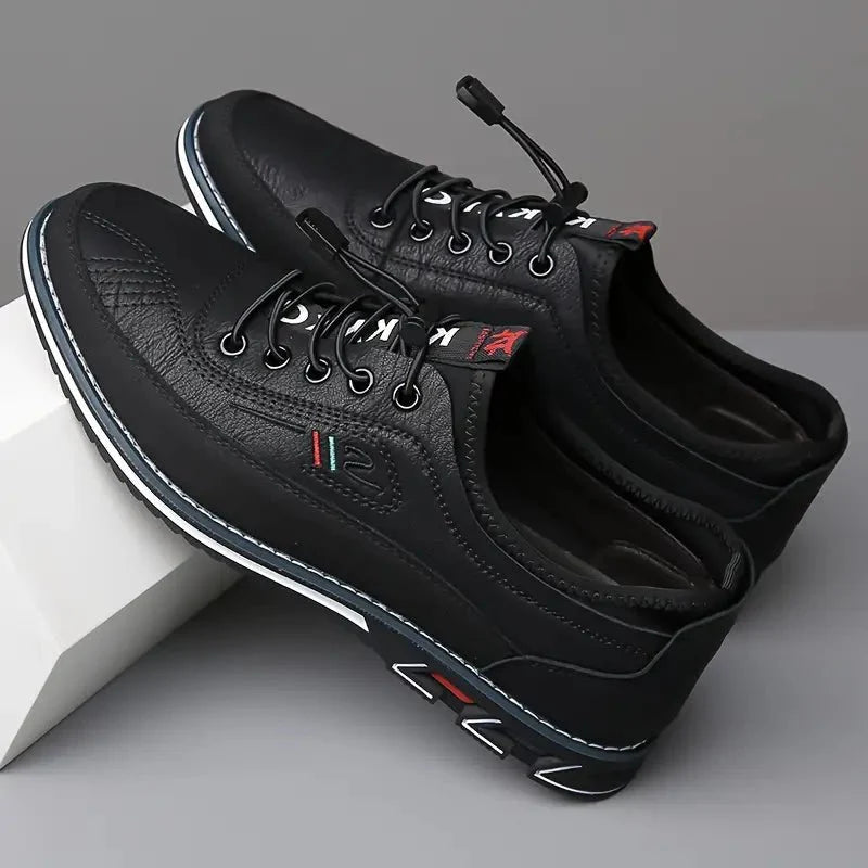 "Ultraleichte Herren Sneaker in klassischem Design, erhältlich in verschiedenen Farben, mit stoßdämpfender Sohle."