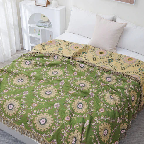 "Umkehrbare skandinavische Decke mit Vogelmustern, doppelseitig, gemütlich, ideal als Überwurf oder Kuscheldecke."