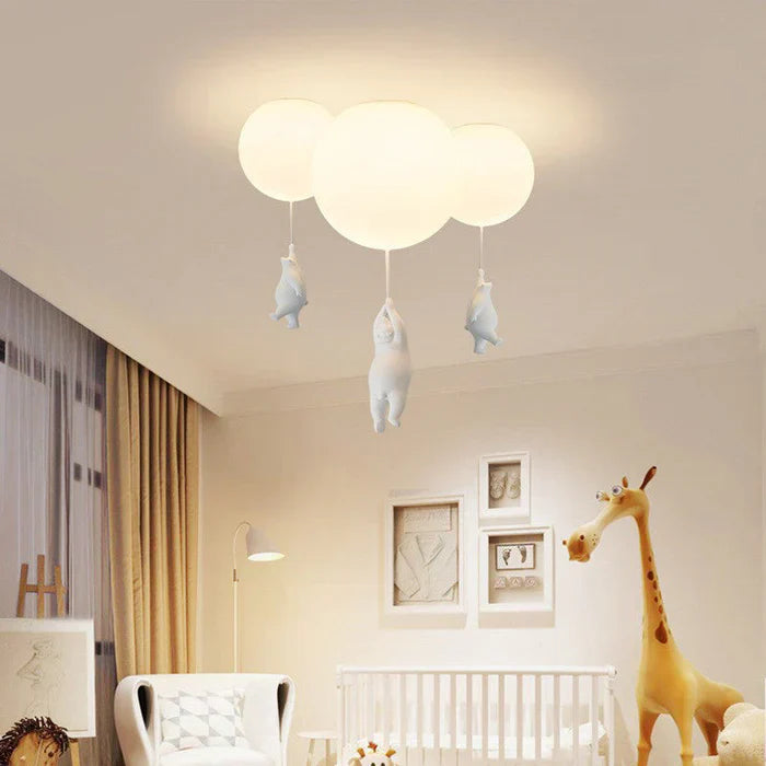"Verspielte Kinder-Deckenlampe mit Bär- und Ballonmotiv, perfekte Beleuchtung für fantasievolle Atmosphären im Kinderzimmer."