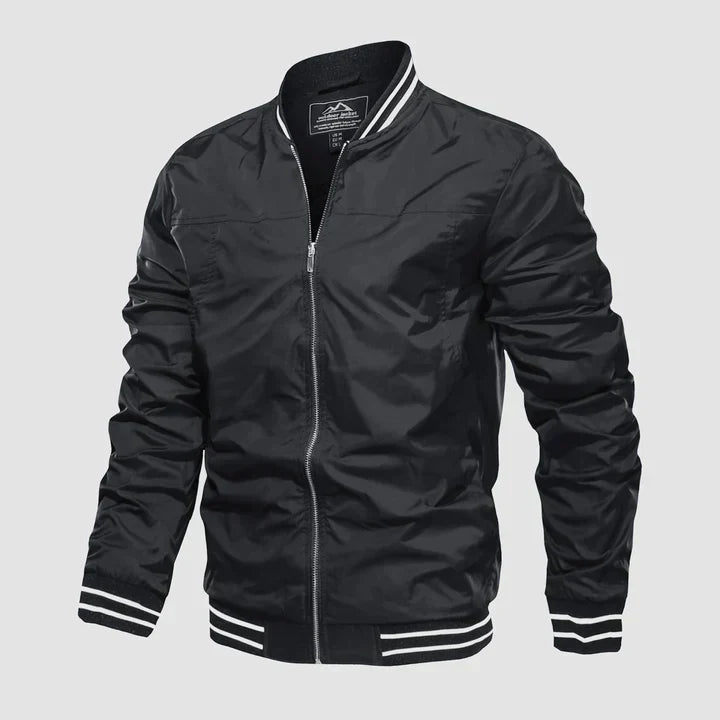 Vielseitige Herren Sommerjacke: leicht, atmungsaktiv, stilvoll, in Hellblau, modern geschnitten für maximalen Komfort.