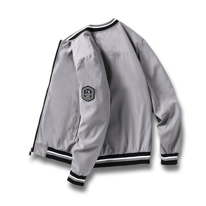 Vielseitige Herren Sommerjacke: leicht, atmungsaktiv, stilvoll, in Hellblau, modern geschnitten für maximalen Komfort.