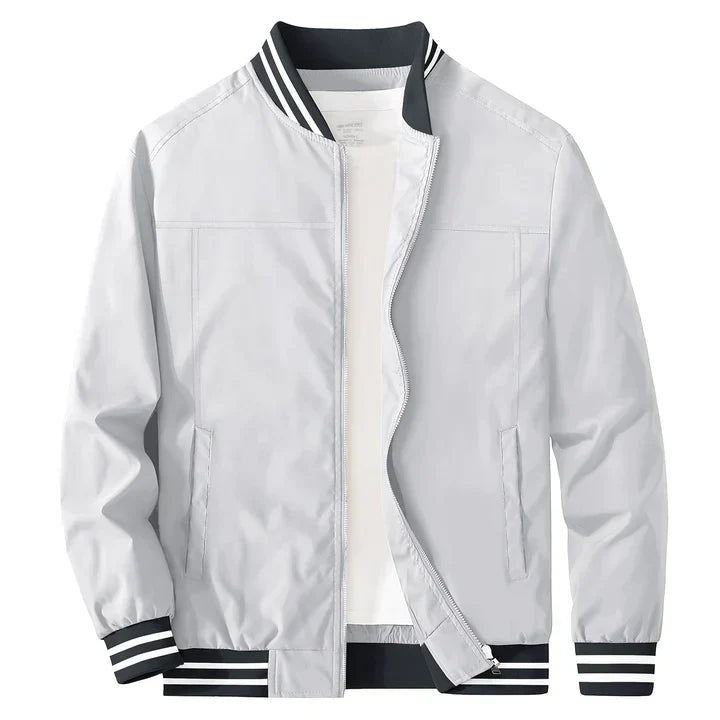 Vielseitige Herren Sommerjacke: leicht, atmungsaktiv, stilvoll, in Hellblau, modern geschnitten für maximalen Komfort.