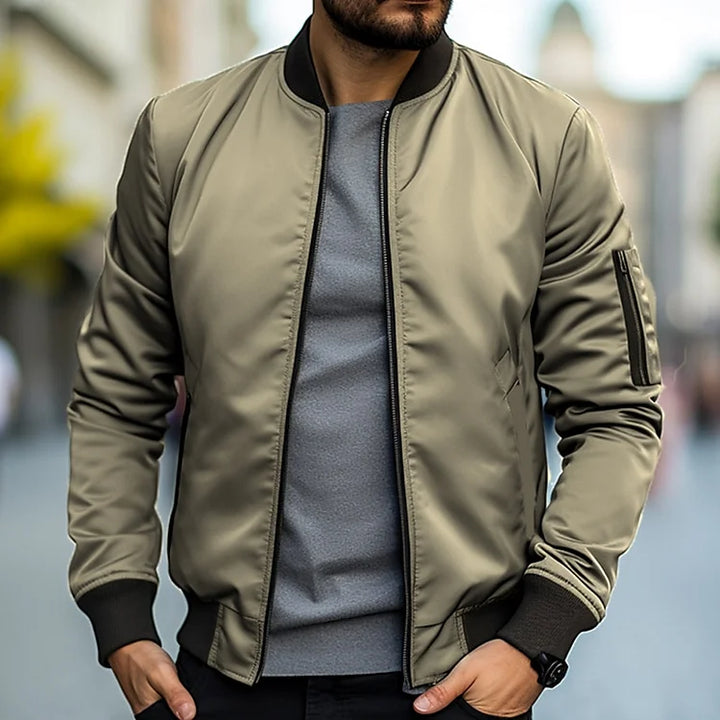 "Vielseitige, urban-stilvolle Herren Bomberjacke, elegant, komfortable Passform, mit praktischen Taschen und verstellbarem Sa