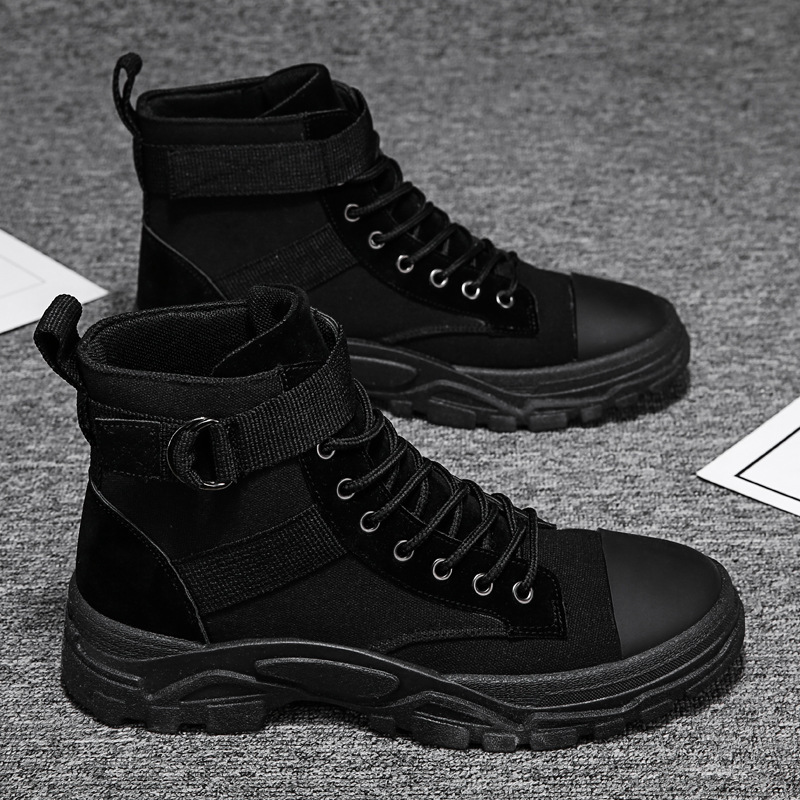 "Wasserdichte, atmungsaktive Motorradstiefel für Herren, modernes Design, maximaler Schutz und Komfort beim Fahren."