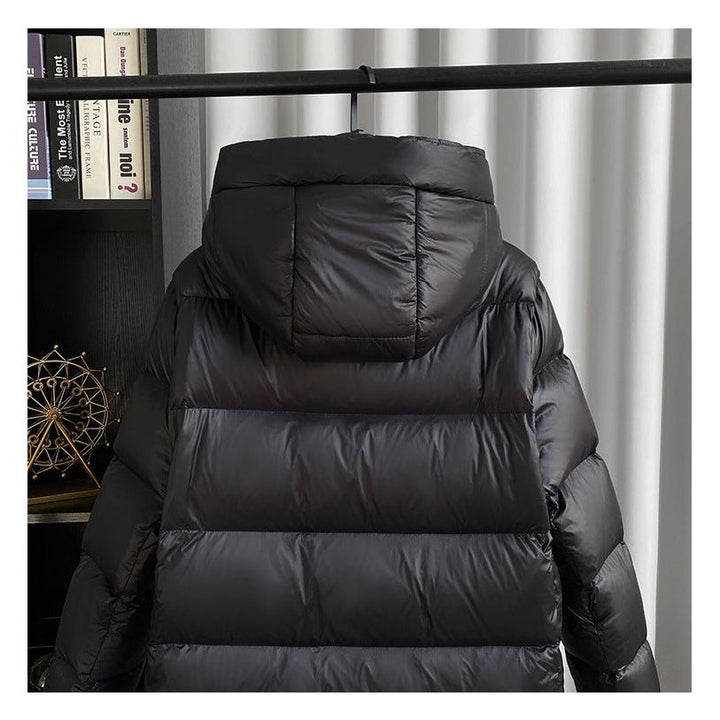 Wasserdichte Damen-Daunenjacke in elegantem Design, warm und komfortabel, ideal für Winterwetter.