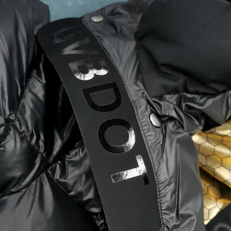 Wasserdichte Damen-Daunenjacke in elegantem Design, warm und komfortabel, ideal für Winterwetter.