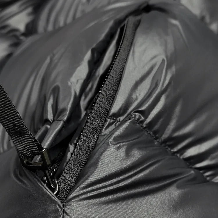 Wasserdichte Damen-Daunenjacke in elegantem Design, warm und komfortabel, ideal für Winterwetter.