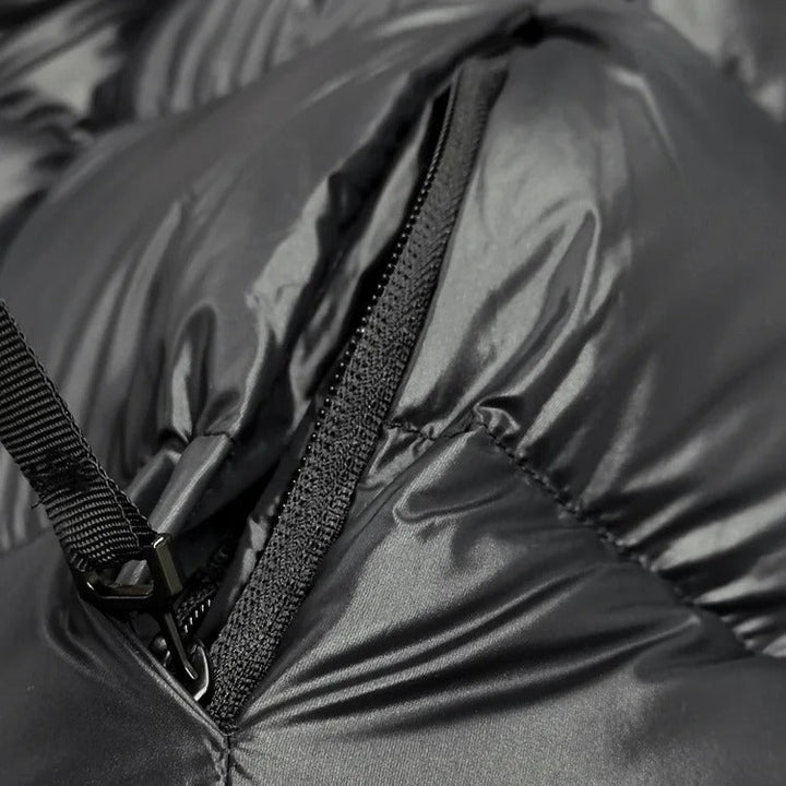 Wasserdichte Damen-Daunenjacke in elegantem Design, warm und komfortabel, ideal für Winterwetter.