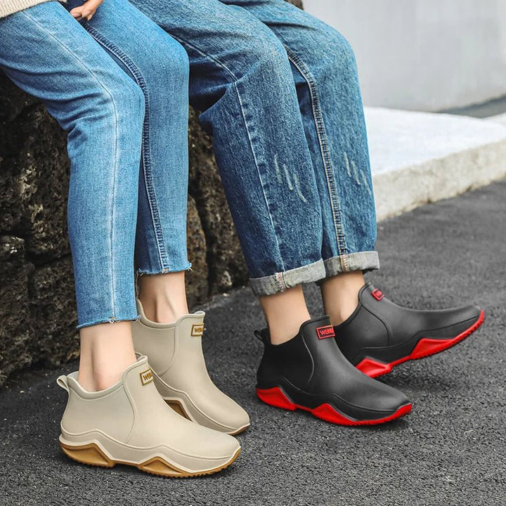 "Wasserdichte, stilvolle Damen-Gummistiefel, PVC-Material, modische Herbstfarben, komfortabler niedriger Absatz, Outdoor-Aben