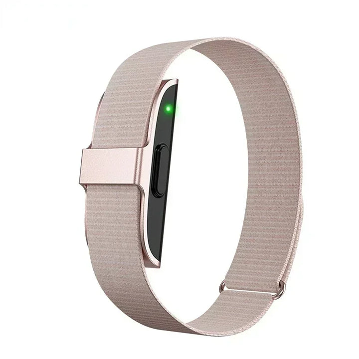 "Wasserdichter Fitness Tracker für Damen, Roségold, mit Herzfrequenz- und Fitnesstracker, IP68, modernes Design."