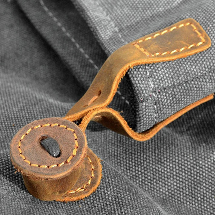 "Weiche, stilvolle Schultertasche mit Reißverschluss und geräumigem Inneren in Grau für Damen, ideal für Alltag und Abend."