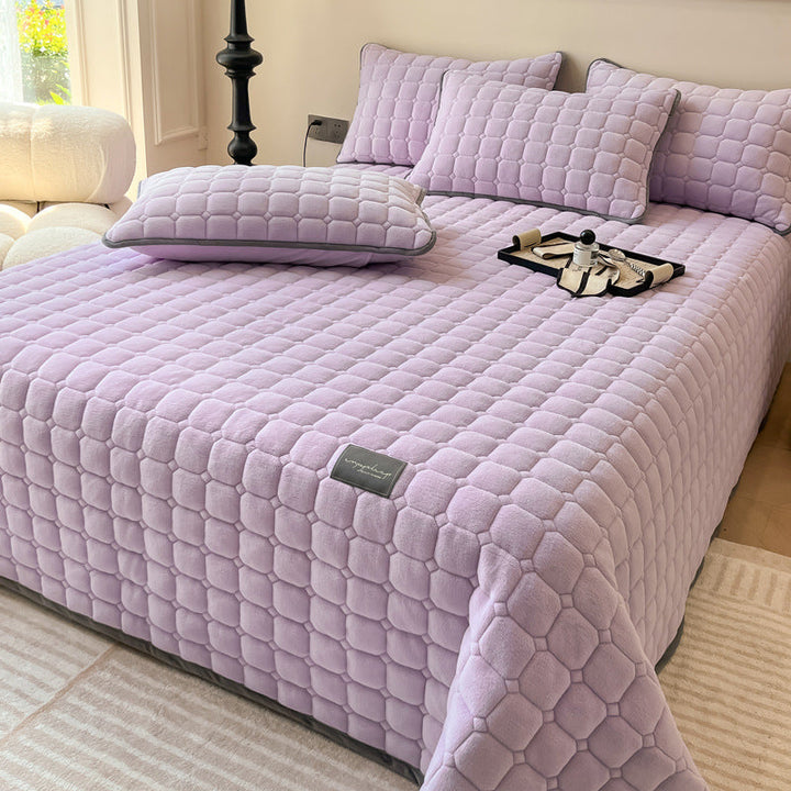 "Weiche Tagesdecke mit quadratischer Textur, moderne Decke in Blau, ideal für Wohn- oder Schlafzimmer Dekor."