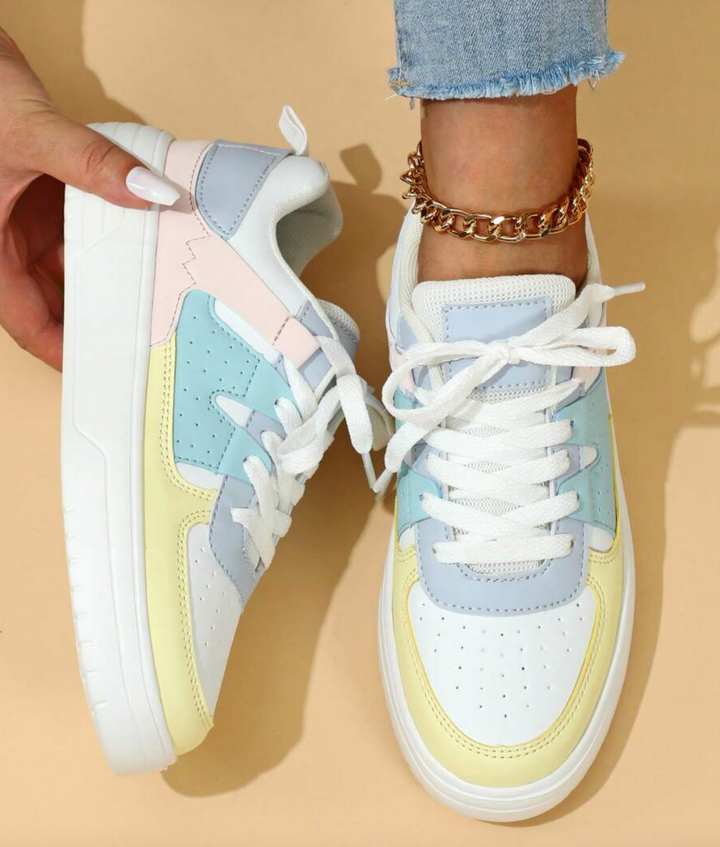 "Weiß, Blau, Schwarz und Rosa Damen-Sneakers mit farbigem Design für Komfort und Stil"