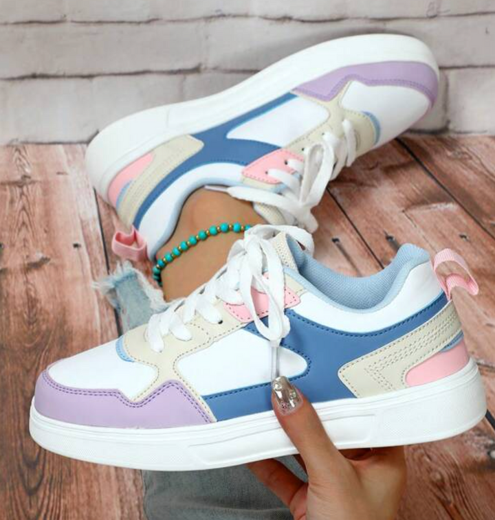 "Weiß, Blau, Schwarz und Rosa Damen-Sneakers mit farbigem Design für Komfort und Stil"