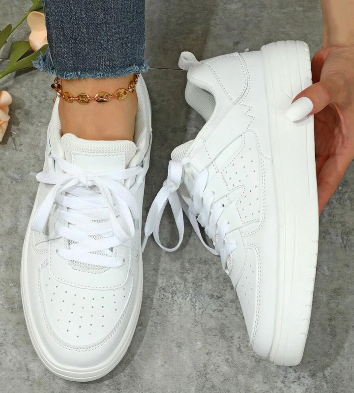 "Weiß, Blau, Schwarz und Rosa Damen-Sneakers mit farbigem Design für Komfort und Stil"