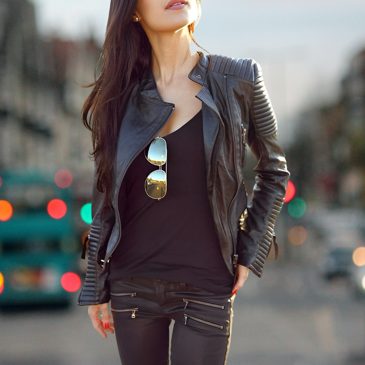 Damen Lederjacke mit urbanem Flair und eleganten Details