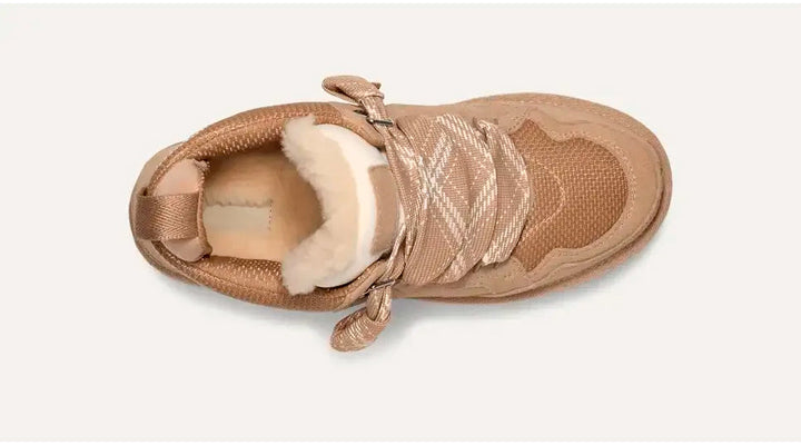 Warme Wildleder-Stiefel mit Kunstfell für den Winter