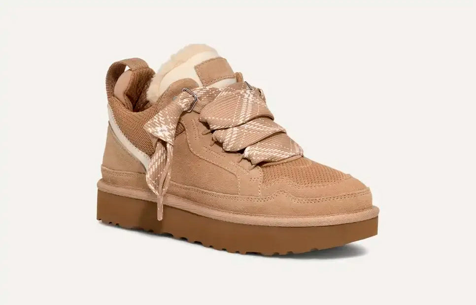 Warme Wildleder-Stiefel mit Kunstfell für den Winter